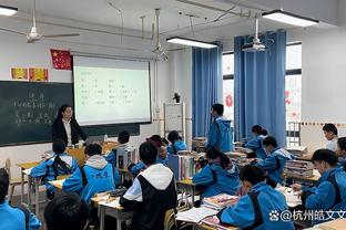 麦穗丰：陈国豪从赛季初的惊艳到遭受质疑 我一直相信他❤️